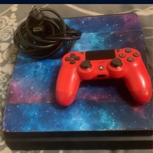 Sony PlayStation 4 slim works good never had a problem with it 🤝